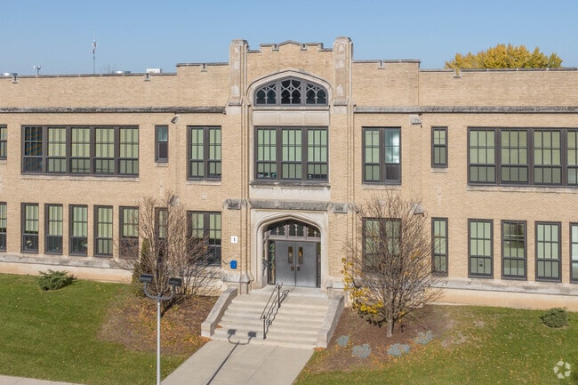 The main entrance of Roosevelt Elementary School stands tall.