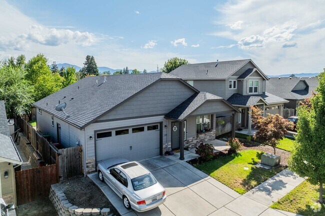 Greenhills Estates offers freshly built townhomes.