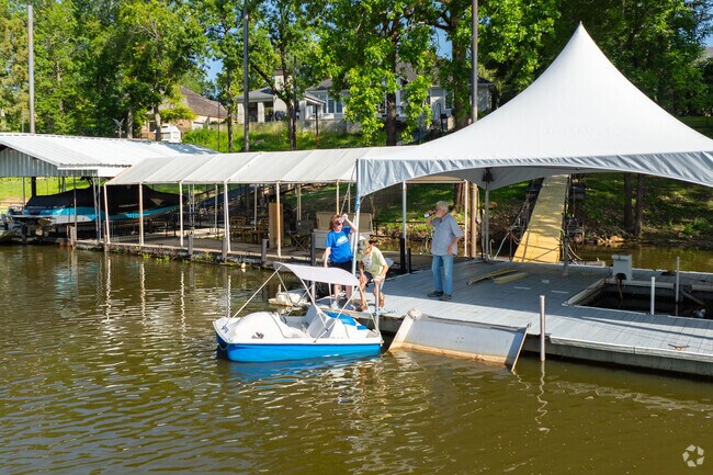 Take your boat out on the river and enjoy the afternoon with our friends.