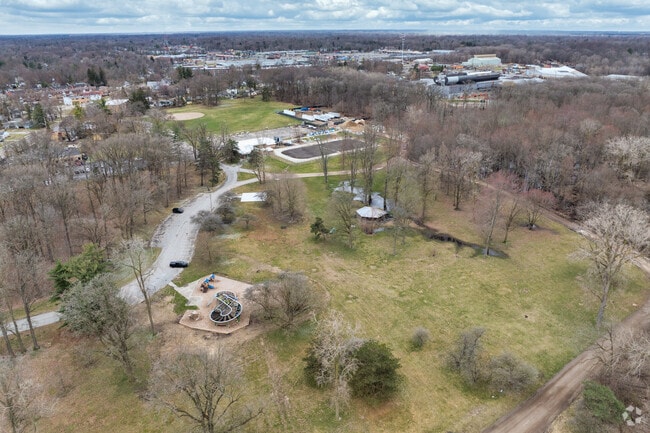 Aerial view of green space in Washington park in Greencroft Park.