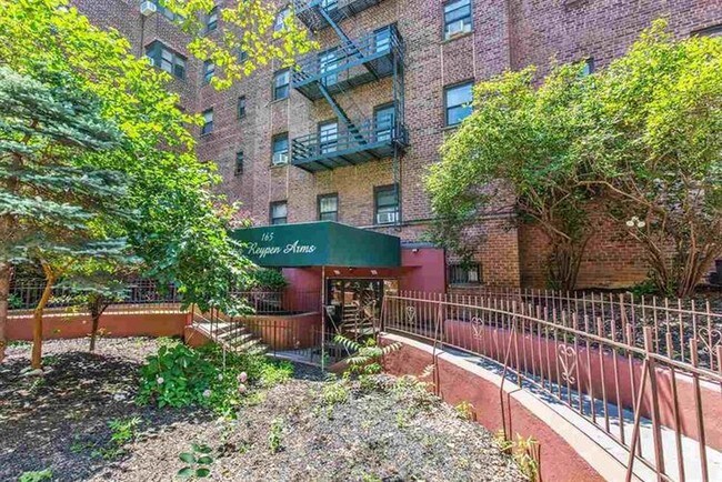 Van Reypen Arms unit 311, Jersey City, NJ 07306 - photo 5