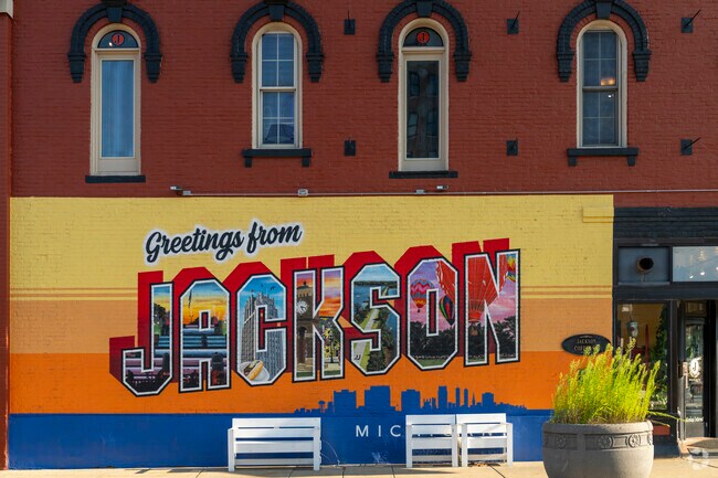 The Creglow Heights neighborhood welcomes all to the city of Jackson.
