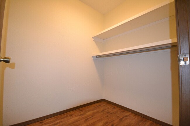 503 Broad St unit 7, Greenfield, MO 65661 - photo 5