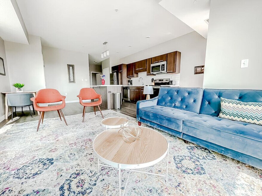 1400 Walnut St unit ID1036793P, Des Moines, IA 50309 - photo 1