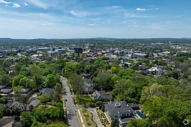 Grand historic homes are the norm in the Twickenham Historic District.