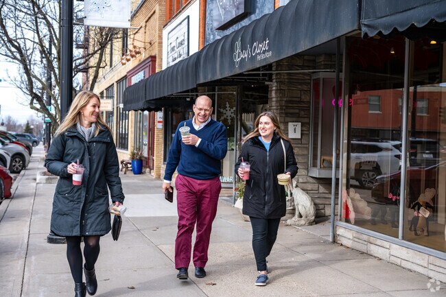Downtown Neenah has wonderful shops and restaurants, which are walkable for many.