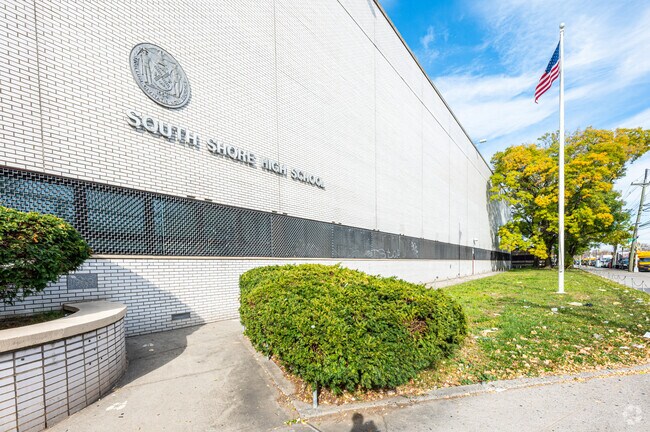 Victory Collegiate High School is one of the top schools in the neighborhood