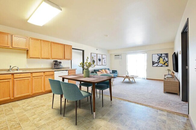 Paramount at the Bluffs Apartments, Minot, ND 58701 - photo 2