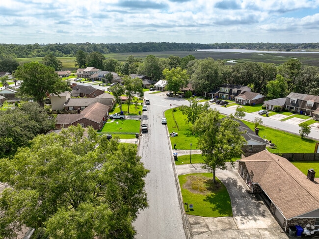Forest Hills sits at the edge of the Ashley River in North Charleston