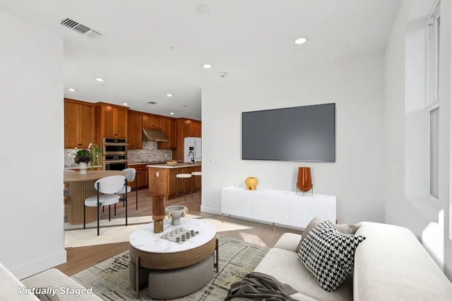 Serenity unit 7, Livermore, CA 94551 - photo 2