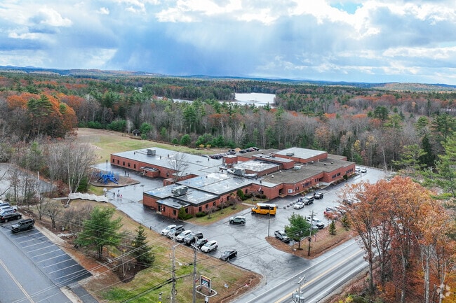 Moultonborough Central School is a welcoming, close-knit community school surrounded by the natural beauty of New Hampshire’s Lakes Region.