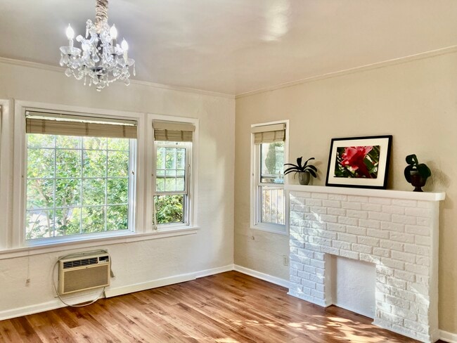 432 S Oakhurst Dr, Beverly Hills, CA 90212 - photo 3