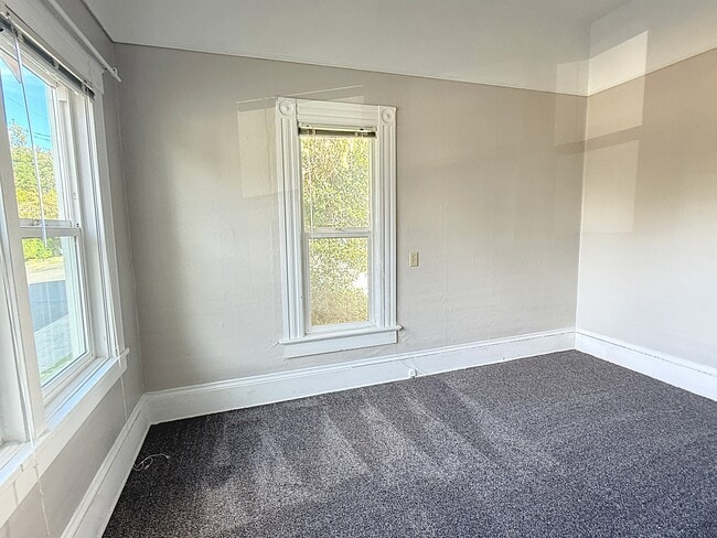 4612 SE Taylor St, Portland, OR 97215 - photo 6