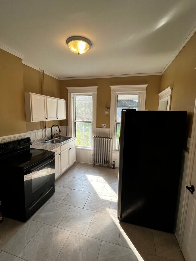 318 N Irving Ave, Scranton, PA 18510 - photo 6