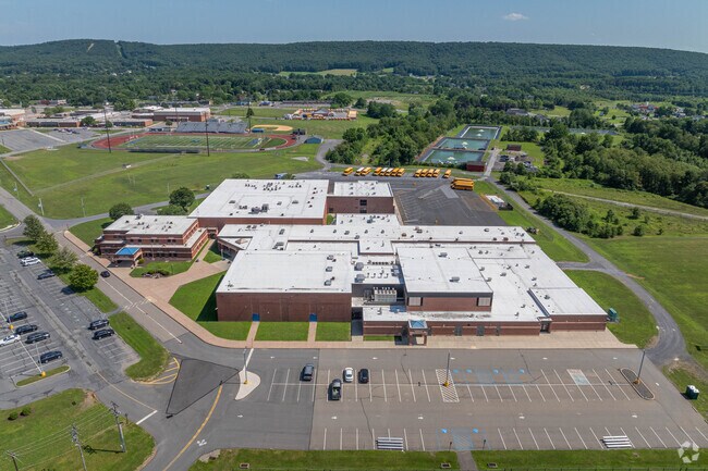 Pleasant Valley Middle School is a B- rated school on Niche.