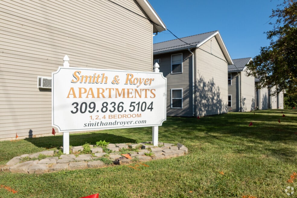 Smith and Royer Apartments, Macomb, IL 61455 - photo 1