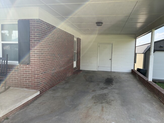 2110 S Post Rd, Shelby, NC 28152 - photo 2