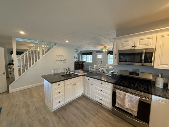 49 Ocean Blvd, Hampton, NH 03842 - photo 7