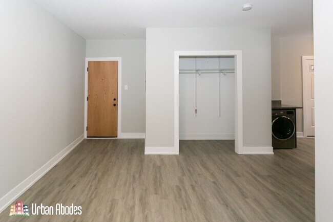 705 W Brompton Ave unit A06C, Chicago, IL 60657 - photo 6