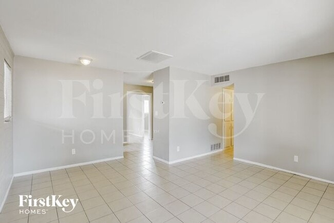 6129 N 31st Dr, Phoenix, AZ 85017 - photo 3