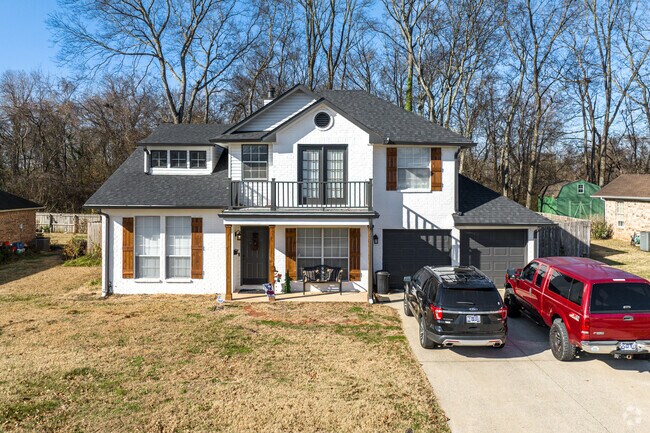 Hopewell homes provide comfort and space in scenic Maury County.