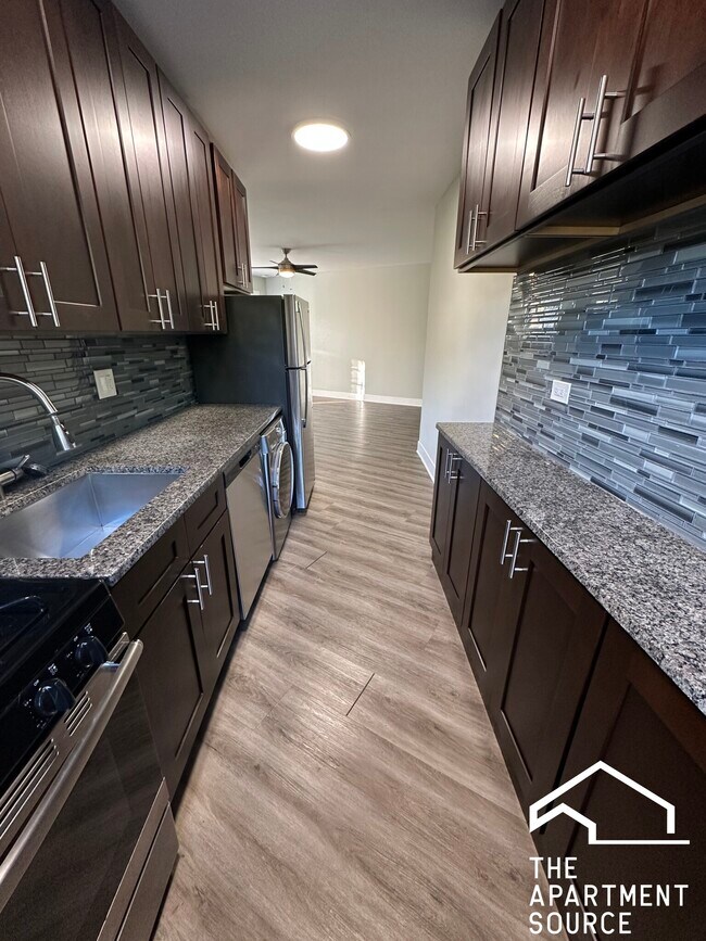 730 Judson Ave unit 4, Highland Park, IL 60035 - photo 4