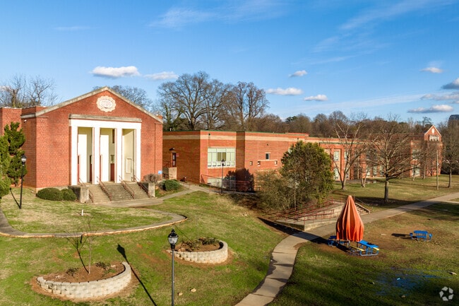 Irwin Academic Center