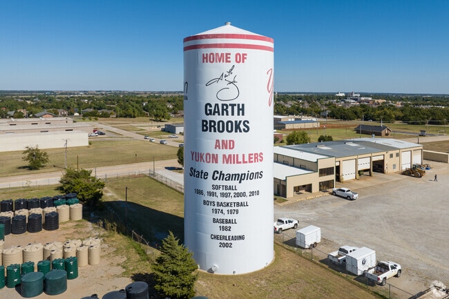 Yukon residents take pride in sharing the home of Garth Brooks.