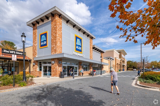 Many Hermitage Park residents get their groceries from Aldi.