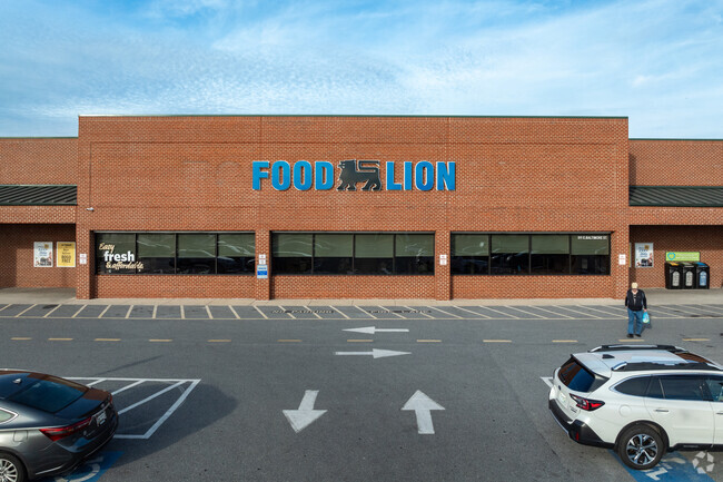 Need some ingredients for dinner? Look no further than Food Lion in Taneytown.