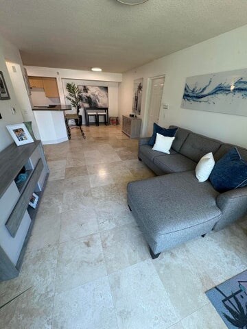 1205 Villa Cir, Boynton Beach, FL 33435 - photo 3