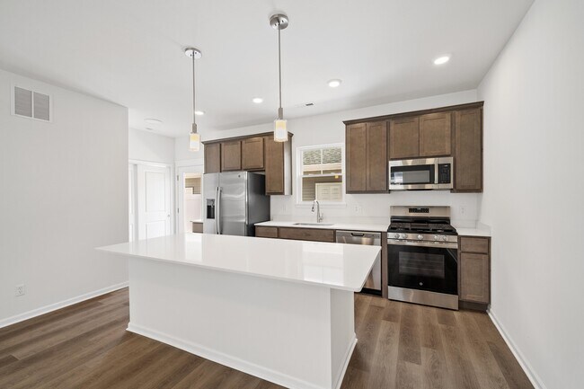 11825 Kentucky St, Crown Point, IN 46307 - photo 5