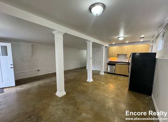 72 Frankfort St unit D, Boston, MA 02128 - photo 3