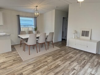 165 Broadmore Ave NE, Salem, OR 97301