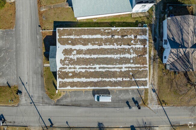 Calvary Baptist School is located at 14th St. and School St. in Columba.