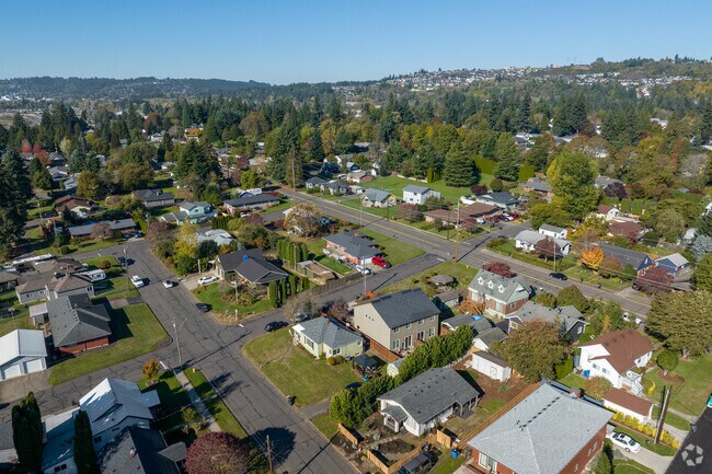 Homes in Downtown Washougal vary in size and style.