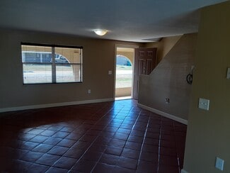 5344 Caldwell St, Naples, FL 34113