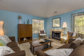 39365 Village Green Blvd, Farmington Hills, MI 48331