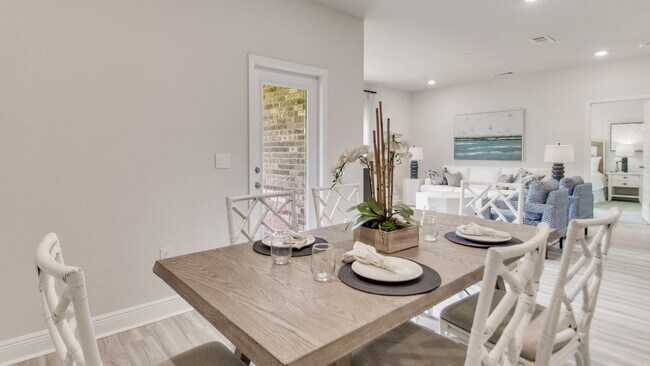 0 King's Row unit 38793242, Navarre, FL 32566 - photo 6