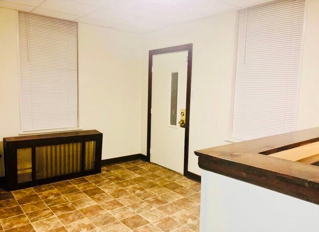 815 Maple Ave, Turtle Creek, PA 15145 - photo 7