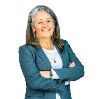 Laura Kuhnel