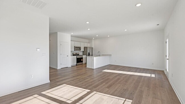 1521 Adios Butler Ct, Danville, IN 46122 - photo 7