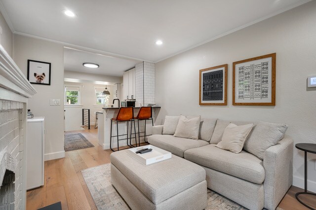 1131 S Elizabeth St, Denver, CO 80210 - photo 6