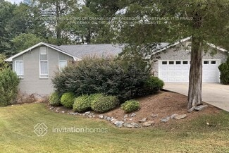 4031 Linda Ln SW, Lilburn, GA 30047