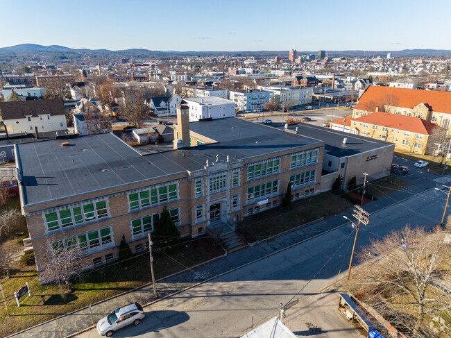 Cardinal LaCroix Academy located in Manchester, NH serves grades K-6.