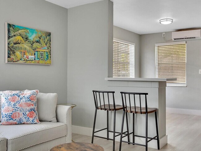 318-320-320 Walnut St unit ID1239414P, Hollywood, FL 33019 - photo 4