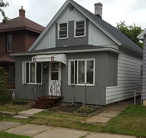 413 1st St SW, Chisholm, MN 55719 - photo 1