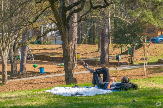 Residents can enjoy open green space at Welcome All Park, just a short drive from Fairburn Mays.