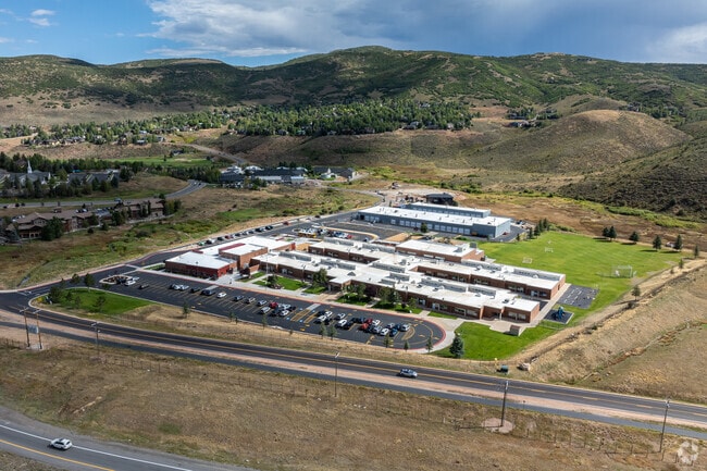 Jeremy Ranch Elementary is a highly rated public school.