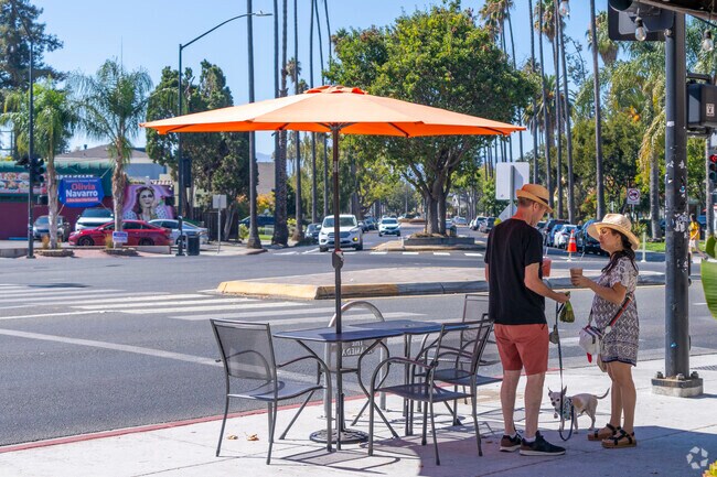 Walk to The Alameda for local shops and dining in Saint Leo’s.